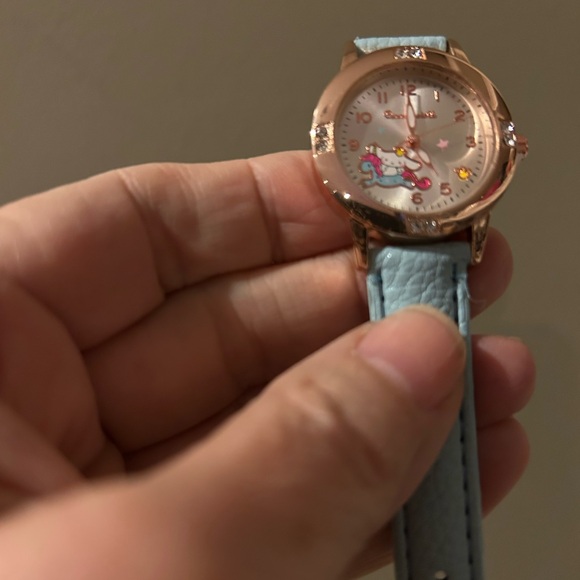 Sanrio Cinnamonroll Watch Cute Cartoon Rose Gold Belt Watch Women‘s Quartz - Picture 4 of 4
